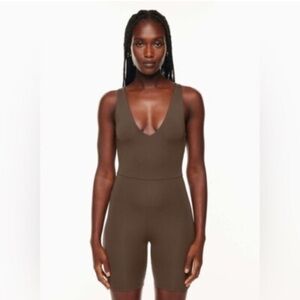 Babaton Aritzia V Neck Romper